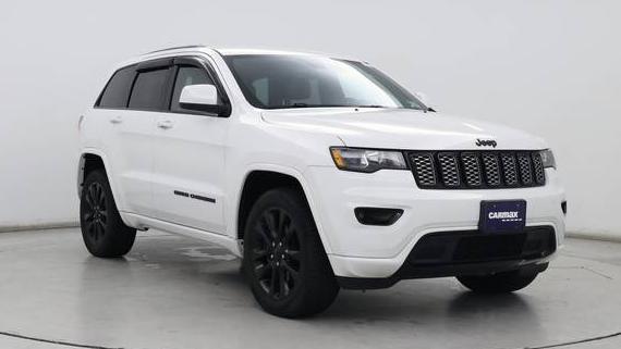 JEEP GRAND CHEROKEE 2018 1C4RJFAG4JC104879 image